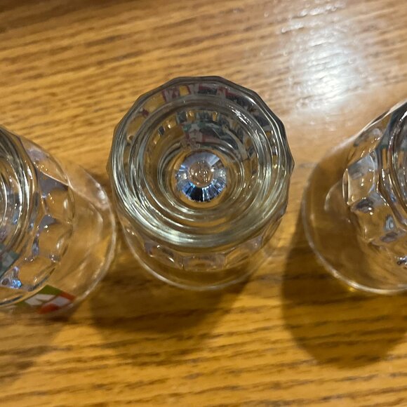 Vtg. Lot of 3 Shot glasses - All Star Cafes - Las Vegas, New York & South Beach - Picture 12 of 14